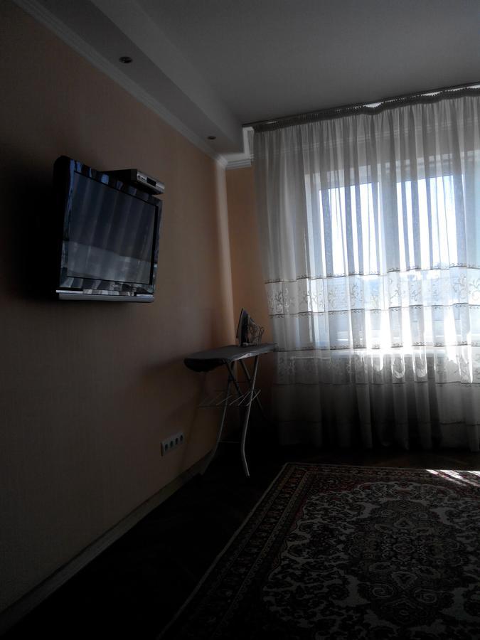 Comfortable Flat Near The Dnieper River In Kiev Exterior foto